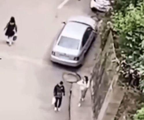 亲戚吃瓜围观,吃瓜围观，揭秘家庭欢乐时光